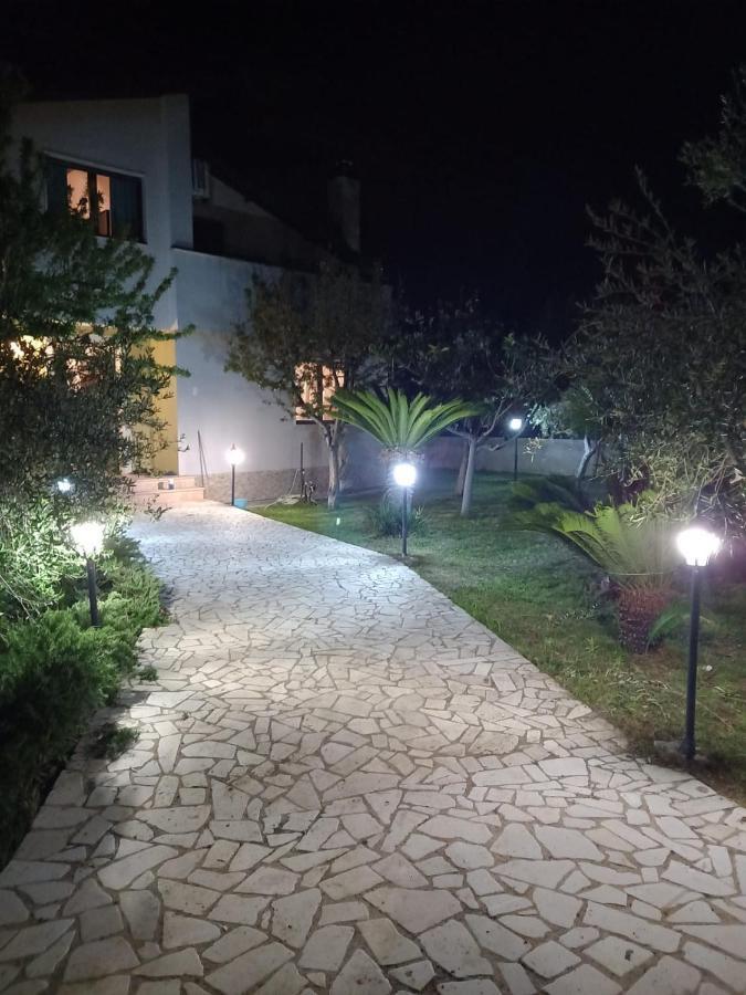 Intera Villa, I Tre Ciliegi Campomarino  Exterior foto